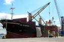 O Porto de Paranaguá é o principal porto de importação de fertilizantes do país.