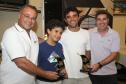 O Superintendente da Appa, Daniel Lúcio Oliveira de Souza,Diretor de Vela do Clube Náutico de Antonina, Luciano Gubert de Oliveira com seu filho e o Diretor Empresarial da Appa, Luis Alberto de Paula César