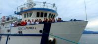 Alunos e professores da Unioeste embarcam para atividades no mar no porto de Paranaguá