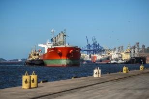 Empresa pública trabalhará em parceria com a fundação que é referência em pesquisa, inovação e formação do setor logístico portuário, com sede no porto de Valência, na Espanha, e atuação em portos da Europa, América Latina, Ásia e Oriente Médio. Objetivo é modernizar os portos paranaenses, com grandes projetos na área de tecnologia, inovação e qualificação humana. 