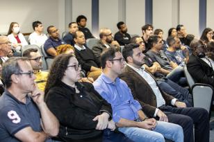 Congressistas da 9ª edição do Cidesport visitam o Porto de Paranaguá