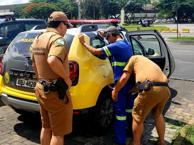 Todas as pessoas que acessam a faixa portuária dos portos do Paraná passam por consulta nos registros da Polícia Militar