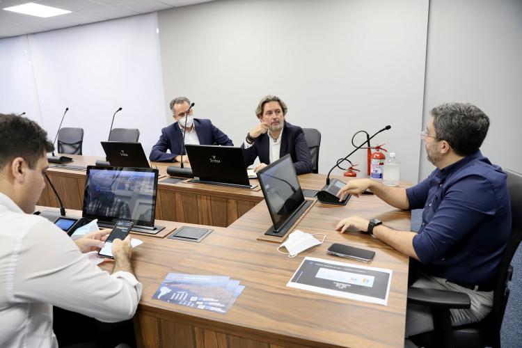 Portos paranaenses são os primeiros da América Latina a adotar uma solução baseada na colaboração entre os diversos atores envolvidos na atracação e desatracação dos navios para otimizar o gerenciamento das operações portuárias.