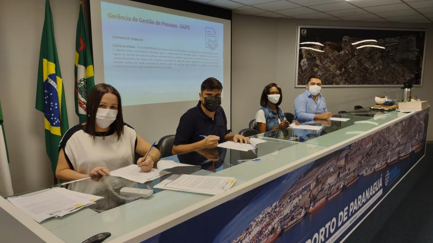 Empresa pública reforça a equipe com aprovados nos concursos de 2017 e 2016. Novos técnicos, agentes e analistas portuários passaram por semana de integração.