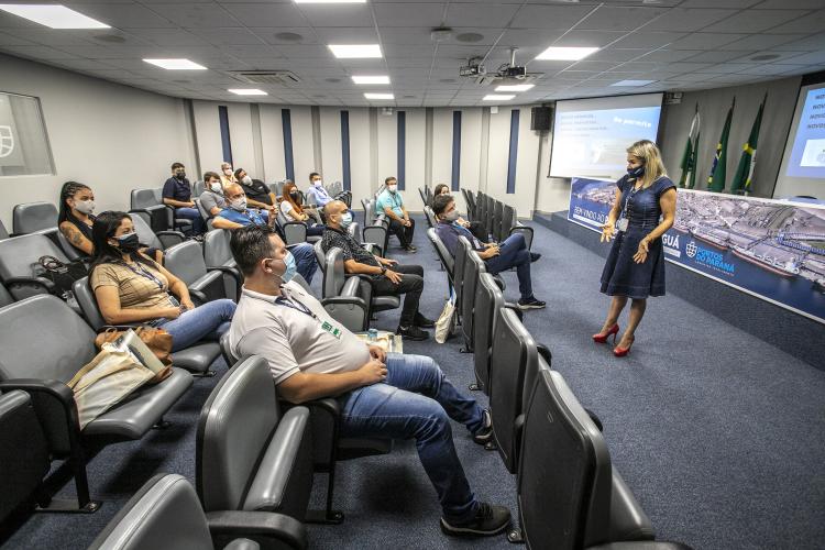 Empresa pública reforça a equipe com aprovados nos concursos de 2017 e 2016. Novos técnicos, agentes e analistas portuários passaram por semana de integração.