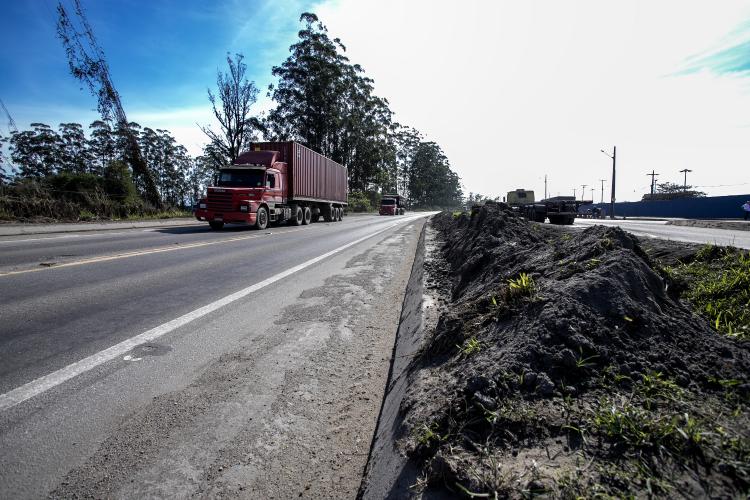 Portos do Paraná une esforços para deixar acesso dos caminhões mais limpo e seguro