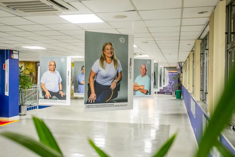 Porto de Paranaguá celebra 90 anos com exposição fotográfica dos colaboradores