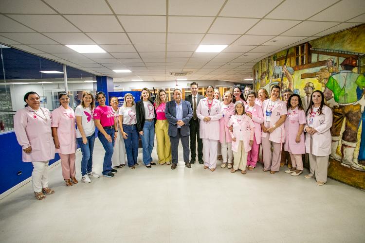 Porto de Paranaguá celebra 90 anos com exposição fotográfica dos colaboradores