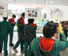 Exposição de desenhos do Projeto Porto Escola