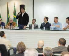 Autorizadas as obras de reparo e melhoria em trapiches na Ilha do Mel. São as estruturas de Encantadas e Nova Brasília. Contratação inclui o fornecimento de todo o material, mão de obra, equipamentos e ferramentas.