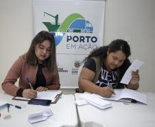 Evento atendeu cerca de 180 caminhoneiros no Pátio de triagem do Porto de Paranaguá. Foram ofertados serviços gratuitos como vacinação, medição de pressão e diabetes, corte de cabelo, orientação espiritual e palestras sobre trânsito e segurança.