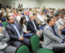 Evento na noite de segunda-feira (9) apresentou obras e projetos para empresários e produtores dos Campos Gerais.