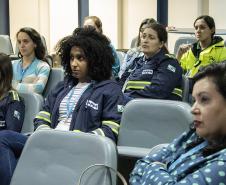  Ontem (16), o encontro foi com a Juíza da 1a Vara Criminal de Paranaguá, Dra Cintia Graeff. O tema abordado foi "As diversas formas de violência contra a Mulher".