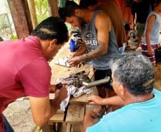 A empresa Portos do Paraná oferece a atividade, nessa semana, na Ilha de São Miguel. Objetivo é ensinar sobre manutenção de motores para que os pescadores fiquem menos dependentes de serviços de terceiros. Ainda em novembro, a atividade acontecerá na Ilha do Teixeira. 