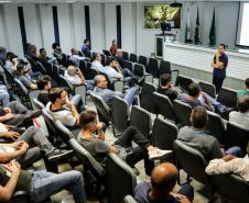 Mais de 50 colaboradores da empresa pública participaram de evento de duas horas que levou informação e diversão com palestra, exercício, confraternização e vacinas. 