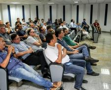 Mais de 50 colaboradores da empresa pública participaram de evento de duas horas que levou informação e diversão com palestra, exercício, confraternização e vacinas. 