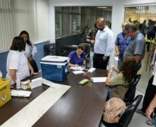 Mais de 50 colaboradores da empresa pública participaram de evento de duas horas que levou informação e diversão com palestra, exercício, confraternização e vacinas. 