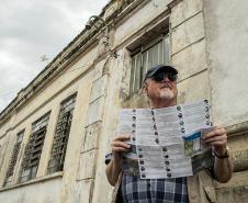 Depois de igrejas e museu, um dos lugares mais procurados pelos turistas que desembarcaram foi o Mercado Municipal