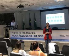 A higienização das mãos foi um dos pontos mais destacados na atividade, que foi realizada em parceria com a Anvisa. Participaram 100 trabalhadores que atuam na área portuária.