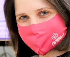 Para lembrar da importância de cuidar-se, como parte do empodeiramento delas, esta semana, a empresa pública distribuiu às quase 80 mulheres do quadro, máscaras cor de rosa, com um convite para a palestra, que encerra a ação na próxima quinta-feira, dia 29.