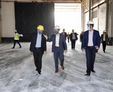 Comitiva boliviana esteve nesta sexta-feira (02) no Porto de Paranaguá para conhecer um possível depósito franco, que será doado pelo Governo Federal ao país vizinho. 