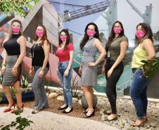 Para lembrar da importância de cuidar-se, como parte do empodeiramento delas, esta semana, a empresa pública distribuiu às quase 80 mulheres do quadro, máscaras cor de rosa, com um convite para a palestra, que encerra a ação na próxima quinta-feira, dia 29.