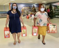 Natal Voluntário faz a alegria de 126 crianças em Paranaguá e Antonina