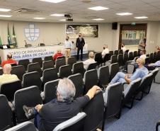 Na semana do Dia do Portuário, 39 colaboradores com mais de 40 anos de casa recebem placa de agradecimento pelos serviços prestados.