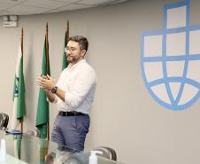 A Portos do Paraná encerrou nesta quarta-feira, dia 27, a entrega das homenagens aos colaboradores com mais tempo de empresa. Foram 38 portuários que receberam uma placa de agradecimento pelos mais de 40 anos de dedicação à empresa pública.
