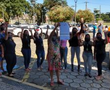 Assistente social e pedagoga da Portos do Paraná ganhou homenagem dos colegas de Recursos Humanos