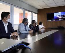 Comitiva de empresários esteve na sede administrativa da Portos do Paraná para conhecer os diferenciais que os portos paranaenses podem oferecer para a movimentação de açúcar ensacado.
