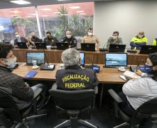 Participaram do encontro diversos setores da Portos do Paraná, ANTAQ, Polícia Federal, Receita Federal e UASP. Inspeção será de 24 a 26 de agosto.