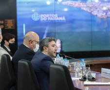 O evento desta quarta-feira (15) tratou do potencial de movimentação de cargas dos portos paranaenses e dos avanços nos projetos do Estado para atender o modal ferroviário no transporte da produção do Paraná e de vizinhos como MS e até Paraguai