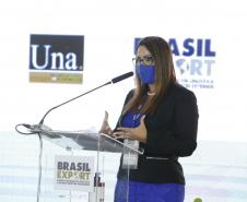Governança e Sustentabilidade nas Autoridades Portuárias foi o tema abordado pelos representantes do Paraná em evento do setor que acontece nesta quarta e quinta-feira (28 e 29), em Brasília. Trata-se do Fórum Nacional de Logística e Infraestrutura Portuária - Brasil Export 2021, que reúne autoridades portuárias de Norte a Sul do país. A edição nacional do evento faz uma síntese dos fóruns realizados nas regionais, ao longo deste ano.