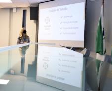 Importância dos portos e dos trabalhadores portuários do Paraná é tema de palestra a estudantes 