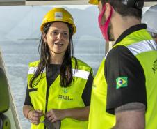 A coordenadora da Coordenadoria Nacional do Trabalho Portuário e Aquaviário (CONATPA) do Ministério Público do Trabalho (MPT), Flávia Bauler, esteve, pela primeira vez, em visita ao Porto de Paranaguá na última terça-feira (23). Recebida pelo diretor jurídico da Portos do Paraná, Marcus Freitas, a procuradora ressaltou a gestão e a organização da empresa pública.