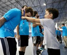 Portos do Paraná reúne colaboradores e terceirizados para promover conscientização e confraternização neste sábado (20), em Paranaguá. Na arena esportiva Albertina Salmon, um torneio de futebol marcou o “Novembro Azul”, mês de conscientização sobre a saúde do homem e a prevenção ao câncer de próstata. 