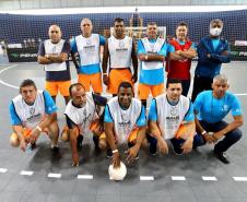 Portos do Paraná reúne colaboradores e terceirizados para promover conscientização e confraternização neste sábado (20), em Paranaguá. Na arena esportiva Albertina Salmon, um torneio de futebol marcou o “Novembro Azul”, mês de conscientização sobre a saúde do homem e a prevenção ao câncer de próstata. 