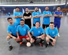 Portos do Paraná reúne colaboradores e terceirizados para promover conscientização e confraternização neste sábado (20), em Paranaguá. Na arena esportiva Albertina Salmon, um torneio de futebol marcou o “Novembro Azul”, mês de conscientização sobre a saúde do homem e a prevenção ao câncer de próstata. 