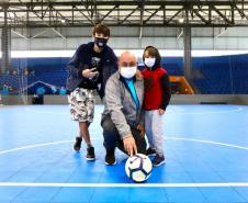 Portos do Paraná reúne colaboradores e terceirizados para promover conscientização e confraternização neste sábado (20), em Paranaguá. Na arena esportiva Albertina Salmon, um torneio de futebol marcou o “Novembro Azul”, mês de conscientização sobre a saúde do homem e a prevenção ao câncer de próstata. 