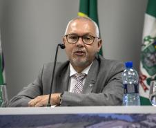 Ministro do TST debate trabalho portuário em seminário na Portos do Paraná
