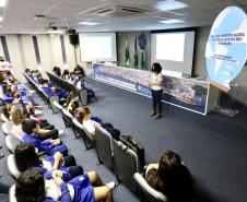  Projeto Porto Escola retoma atividades após ser suspenso devido à pandemia