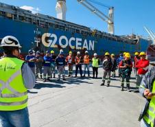 Realizado pela Portos do Paraná e Órgão Gestor de Mão de Obras, evento reuniu portuários e prestadores de serviço. Proposta foi falar sobre o assunto fugindo um pouco da parte técnica, mas trazendo temas que façam os trabalhadores refletirem.