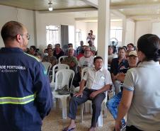 Evento que acontece na Ilha de Amparo já passou por Antonina, Ilha dos Valadares, Eufrasina e Guaraqueçaba. Objetivo é apresentar aos pescadores os dados de produção levantados através de monitoramentos realizados pela empresa pública.