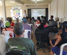 Evento que acontece na Ilha de Amparo já passou por Antonina, Ilha dos Valadares, Eufrasina e Guaraqueçaba. Objetivo é apresentar aos pescadores os dados de produção levantados através de monitoramentos realizados pela empresa pública.