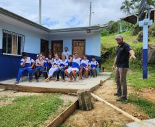 A solução atende a escola estadual e a associação de moradores da comunidade. Ação faz parte do Programa de Educação Ambiental da empresa pública, com cinco linhas de atuação, baseadas nos princípios da permacultura.