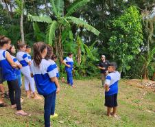 A solução atende a escola estadual e a associação de moradores da comunidade. Ação faz parte do Programa de Educação Ambiental da empresa pública, com cinco linhas de atuação, baseadas nos princípios da permacultura.