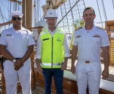 Cisne Branco vira atração do Porto de Paranaguá neste final de semana