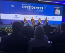 As vantagens de exportar pelo portos de Paranaguá e Antonina foram debatidas nesta sexta-feira (16), no Fórum dos Presidentes de cooperativas, realizado pelo Sistema Ocepar, em Foz do Iguaçu