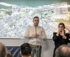 Empresa pública reuniu representantes do Estado, municípios e empresários dos mais diversos segmentos de comércio e serviços do Litoral nesta terça. A previsão é que cerca de 2 mil pessoas passem pela região durante cada uma das escalas da MSC em Paranaguá, injetando mais de R$ 1,5 milhão, por semana, na economia local.